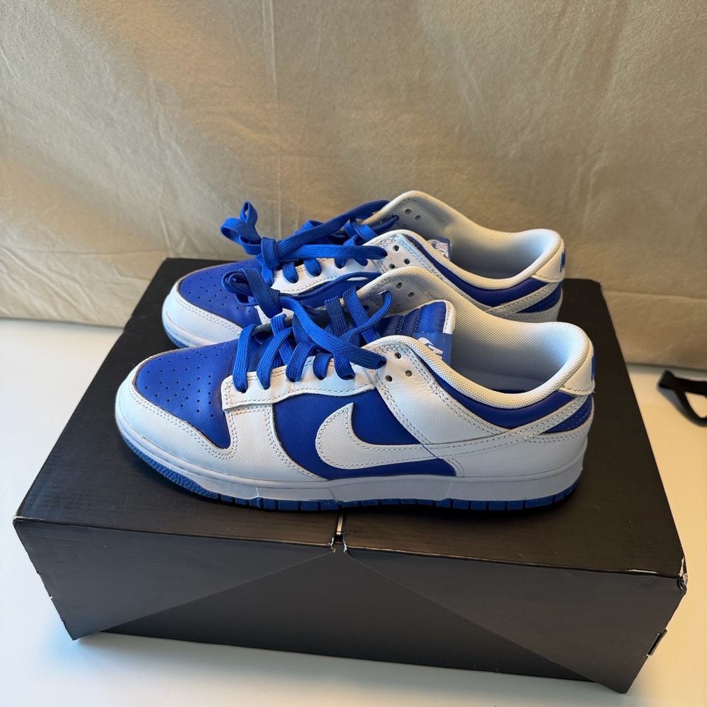 Nike Dunks - image 2